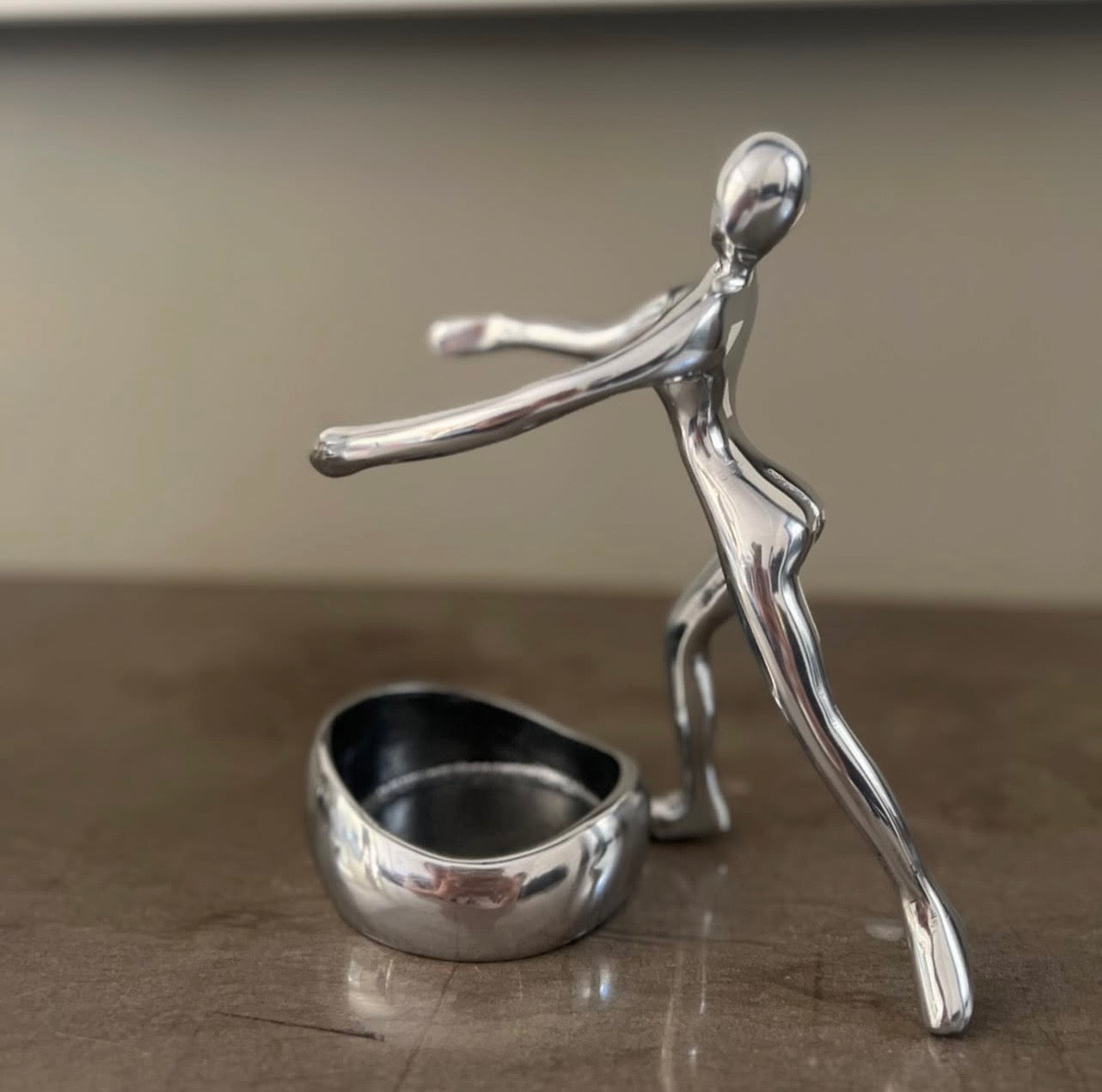 Lady Wine Holder